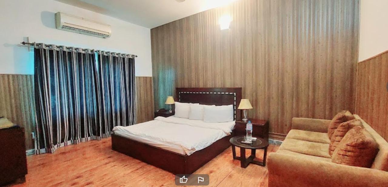Mulberry Guest House F-10 Islamabad Esterno foto