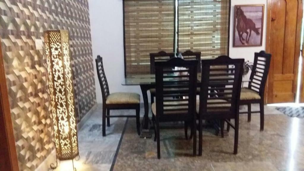Mulberry Guest House F-10 Islamabad Esterno foto